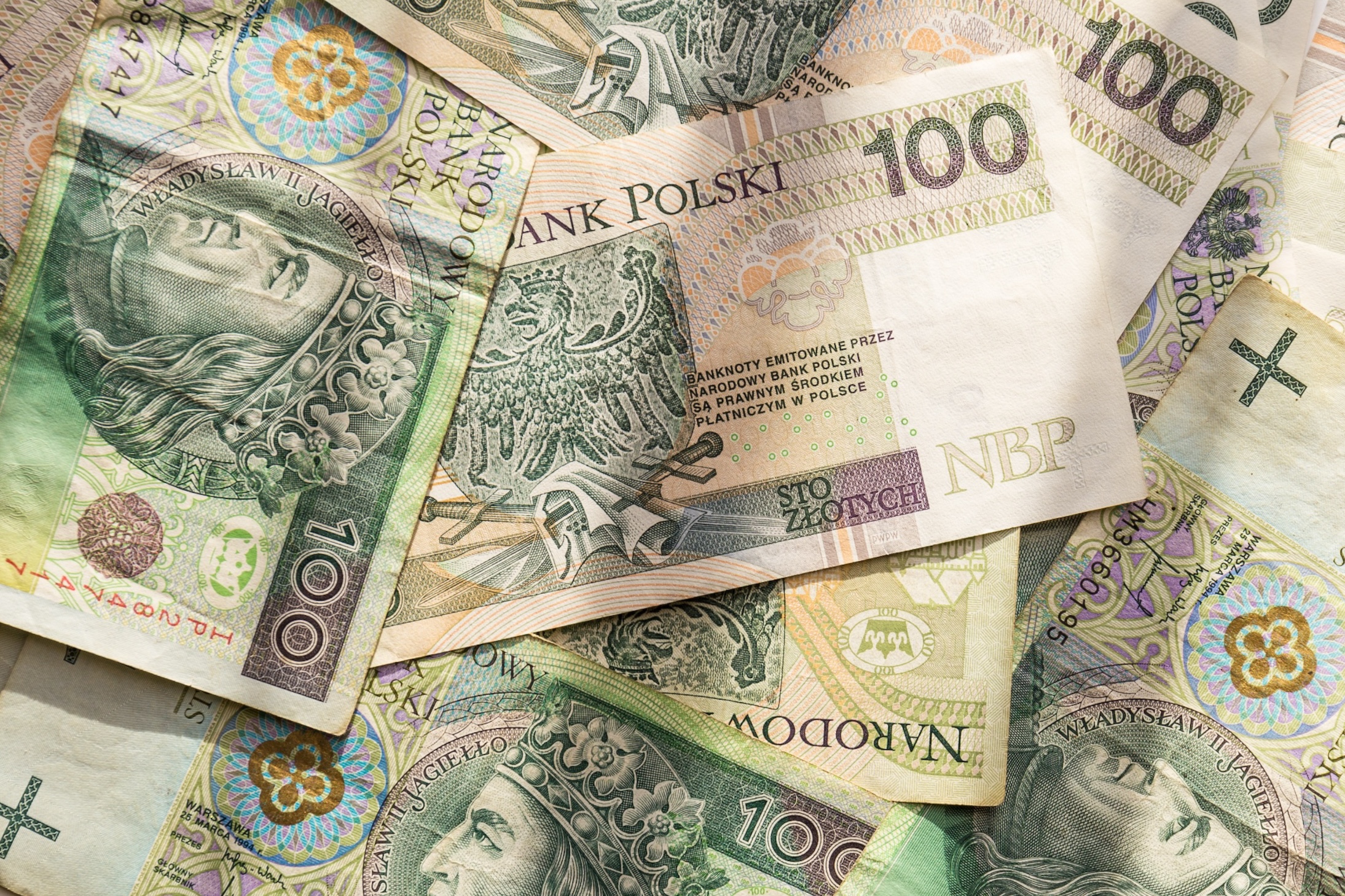 Banknoty stuzłotowe