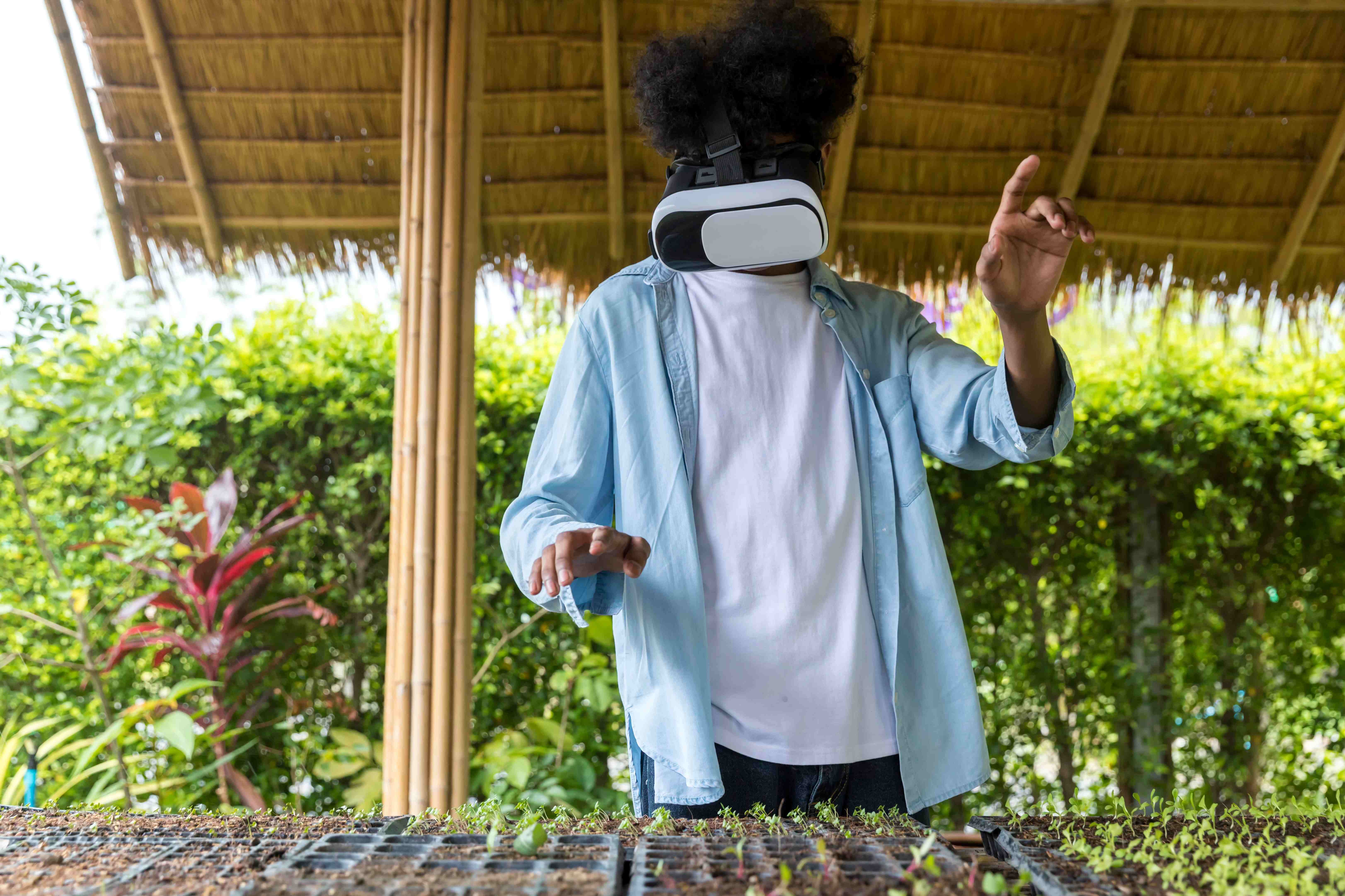 VR