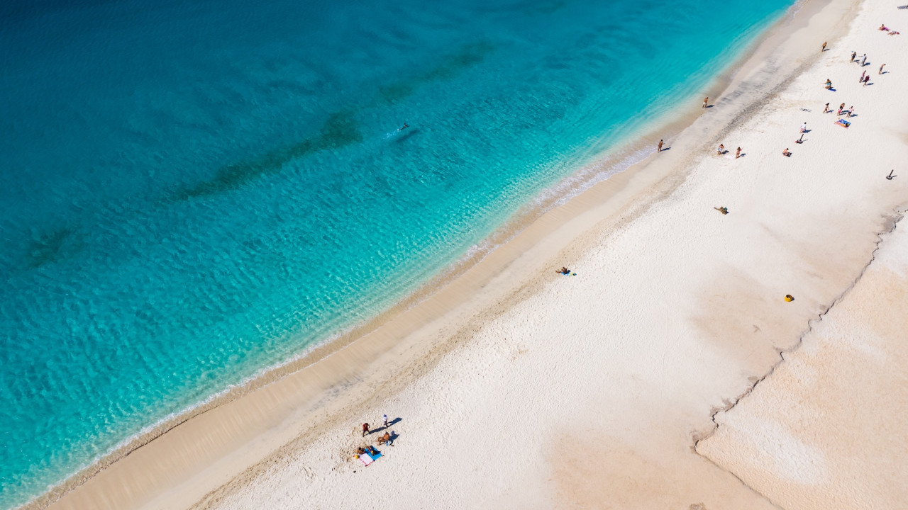Nowe zasady na rajskiej plaży. Nie wejdziesz bez rejestracji