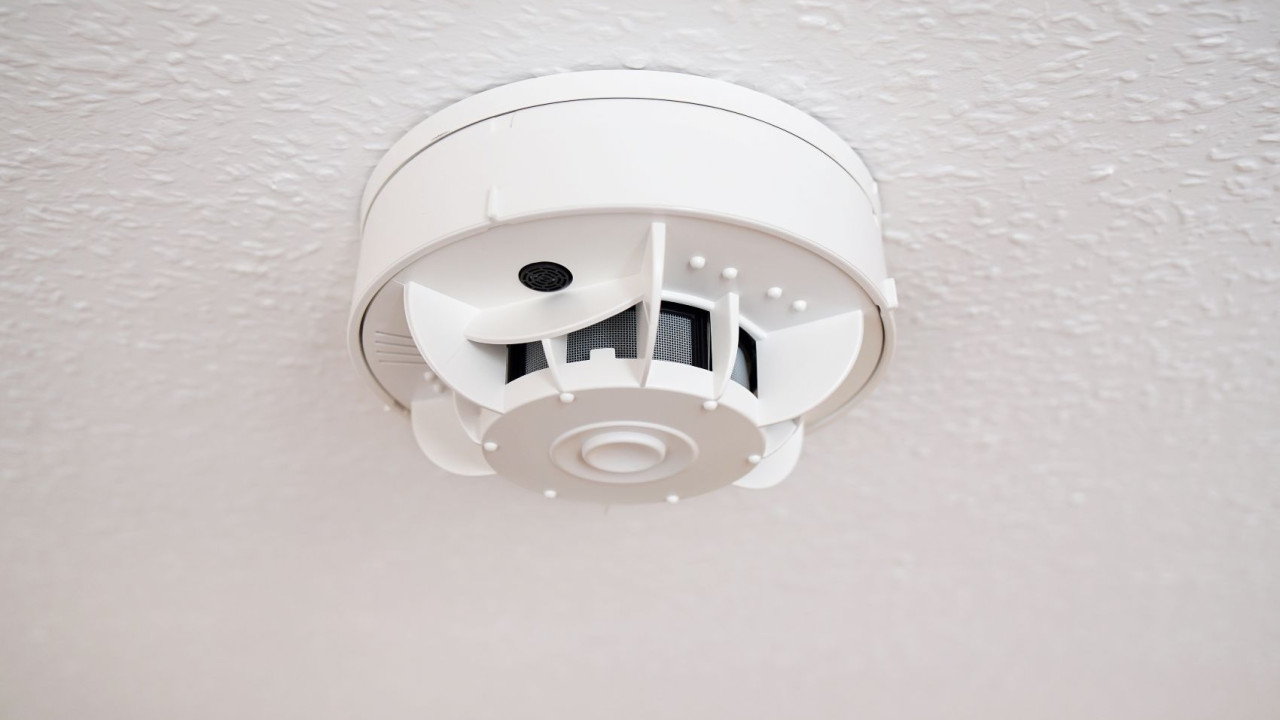 Jak czujniki czadu chronią przed cichym zabójcą? Sprawdź teraz!