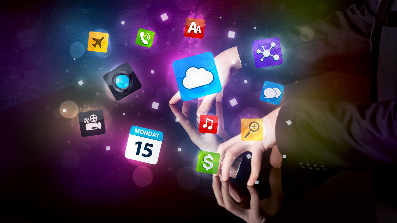 Nowe aplikacje na Galaxy z obsługą połączeń satelitarnych