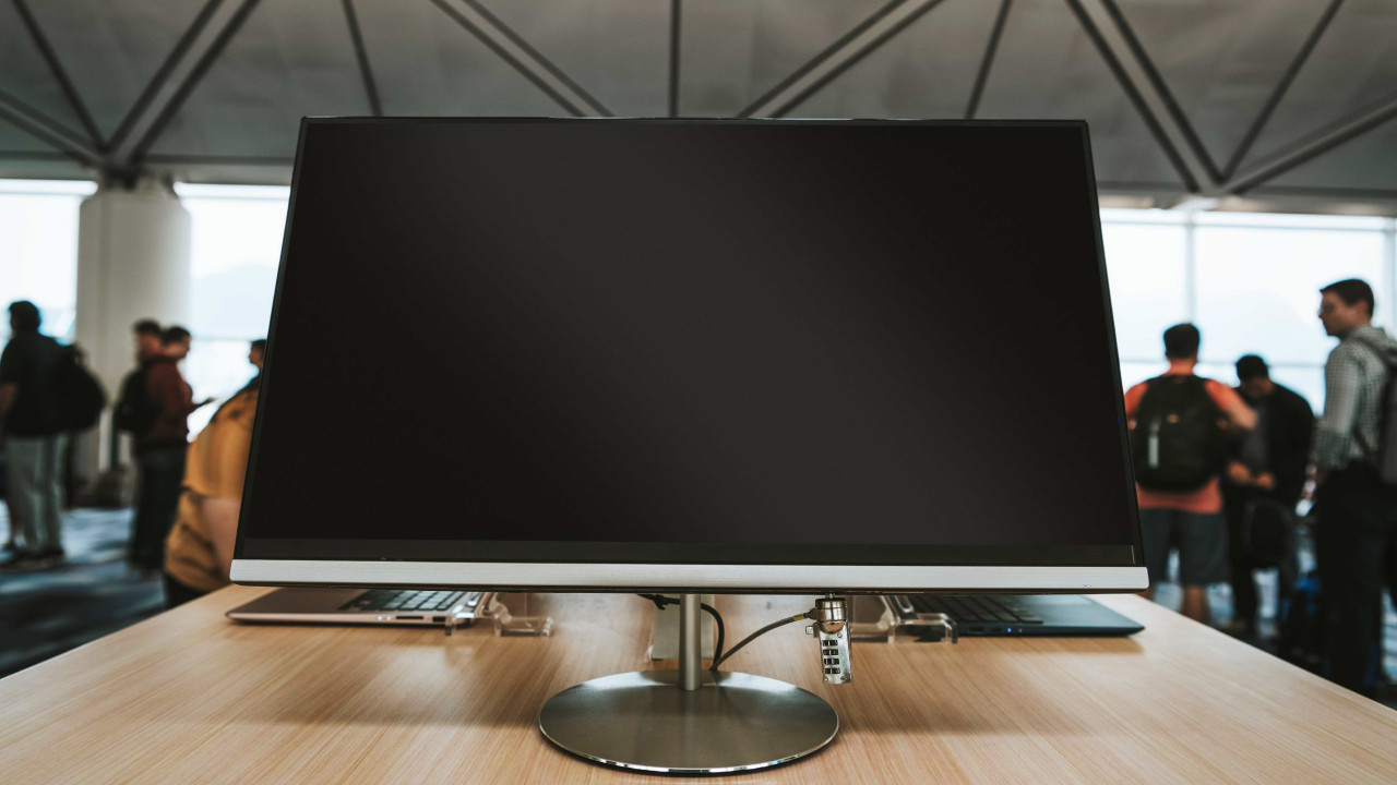 40-calowy monitor Lenovo: Efektywność bez stacji dokującej i dwóch ekranów