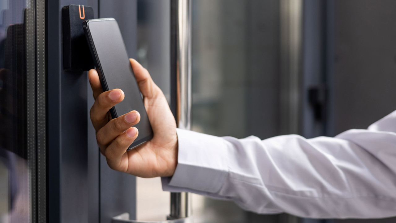 Galaxy: Otwórz drzwi smartfonem zamiast kluczy