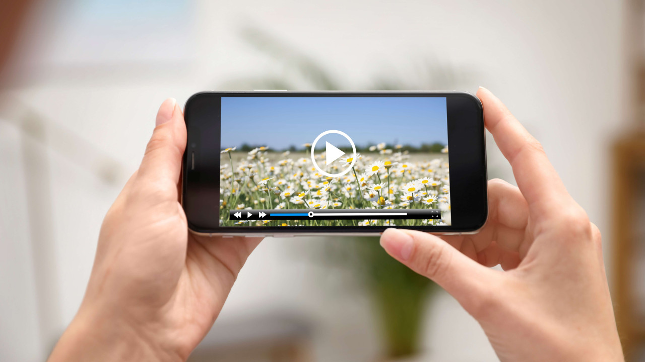 YouTube irytuje użytkowników - reklamy zakrywają wideo