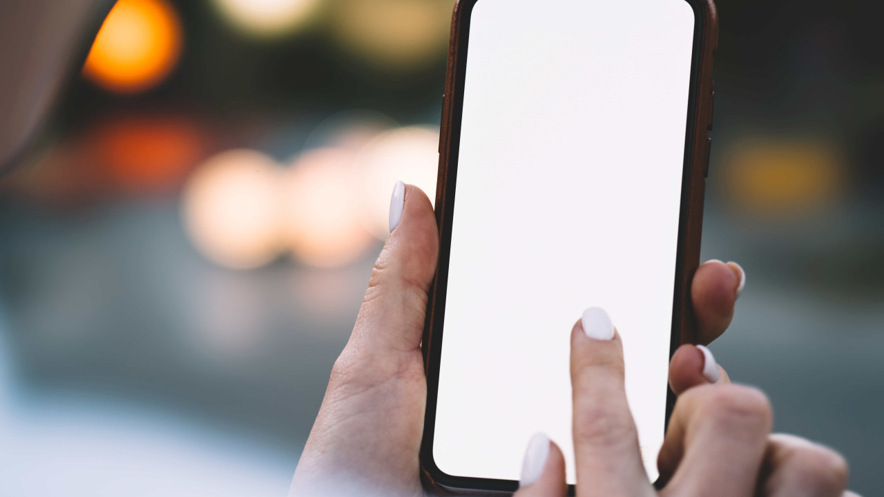 Inny nawyk przy ekranie groźniejszy niż długie patrzenie