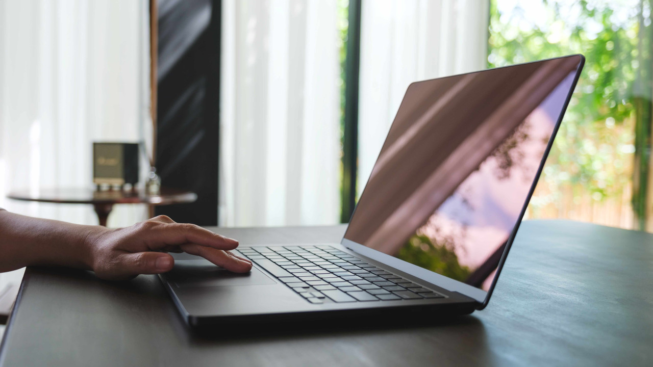 Powrót laptopów z 4 GB RAM – nowa era optymalizacji AI