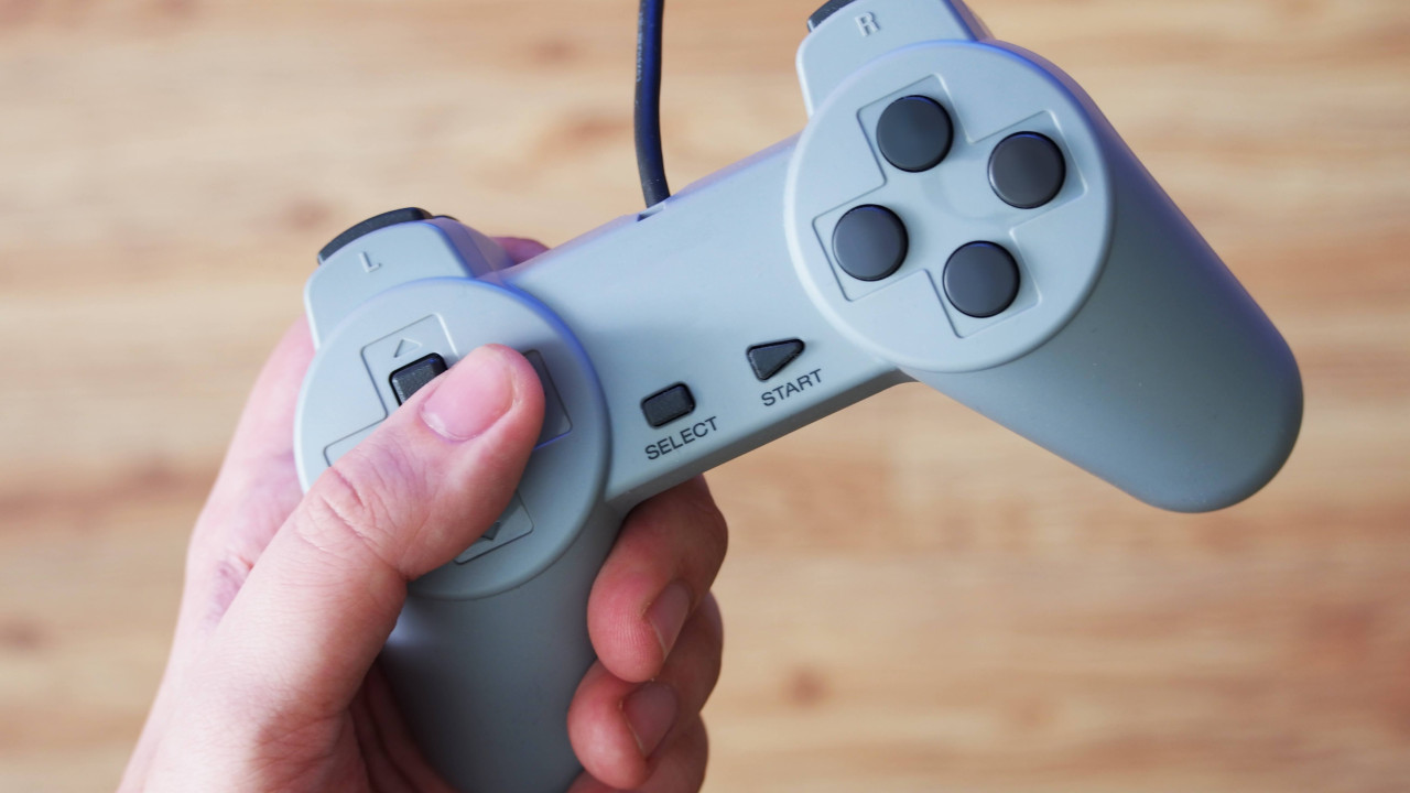 Dziadek podarował mu PS1 – jaką grę wybrać na start?