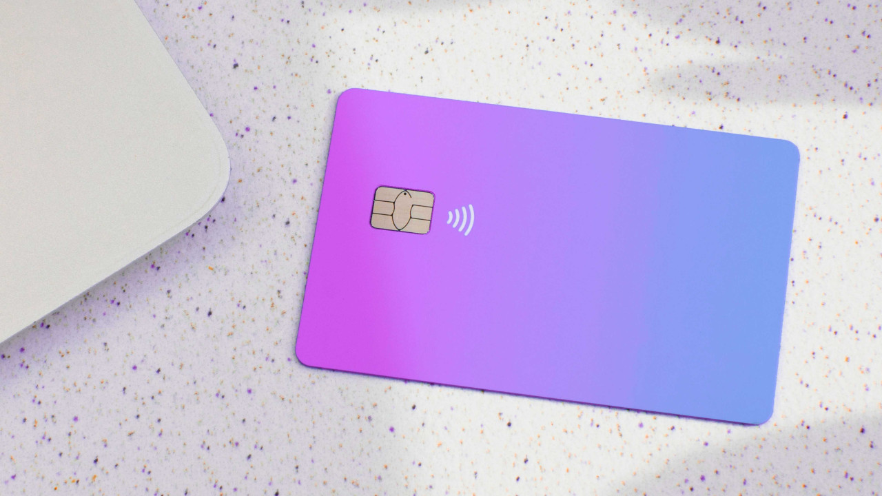 Revolut usuwa numery z kart płatniczych – nowe zabezpieczenie
