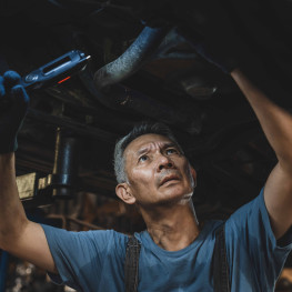 7 sygnałów, że czas zmienić mechanika samochodowego