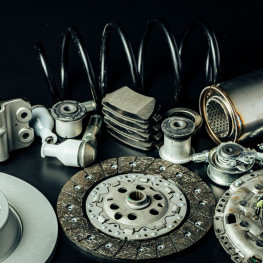 Pracownik firmy kradł części samochodowe warte 5 mln zł przez 2 lata