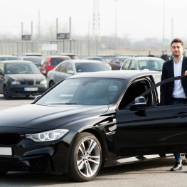 Mycie BMW na myjni automatycznej: Na co uważać?