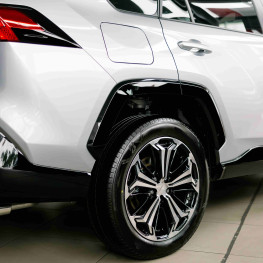 Nowy SUV Toyoty na torze: osobiste wrażenia z testów