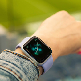 Ilustracja do artykułu: Najlepszy tani smartwatch teraz dostępny z 45% rabatem!