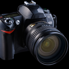 Ilustracja do artykułu: Canon wypuszcza R7 V i R7 Mark II w 2027 roku