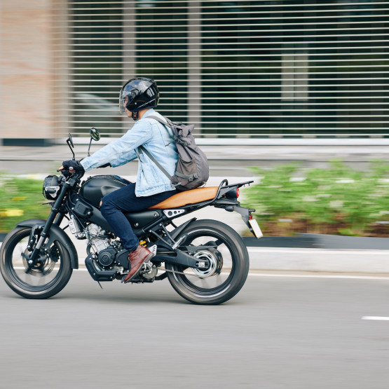 Jazda motocyklem w mieście