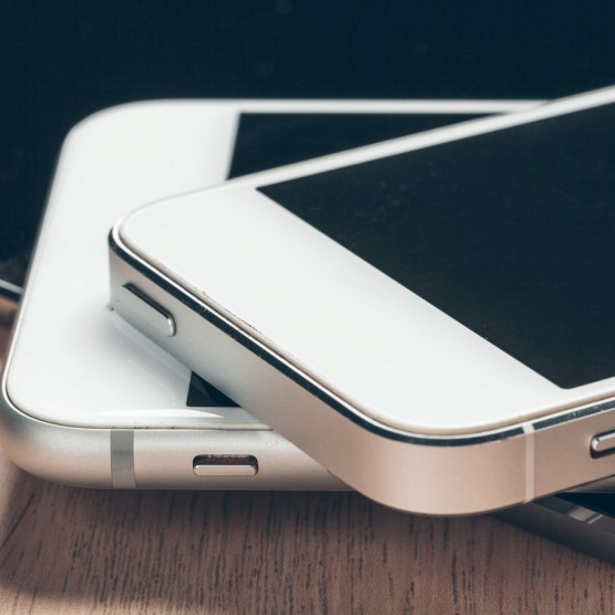 iPhone